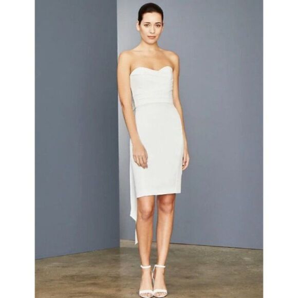 Amsale Womans Bridal Dress Size 4 White Strapless Large Bow Sweetheart Neck NWT - Picture 1 of 8